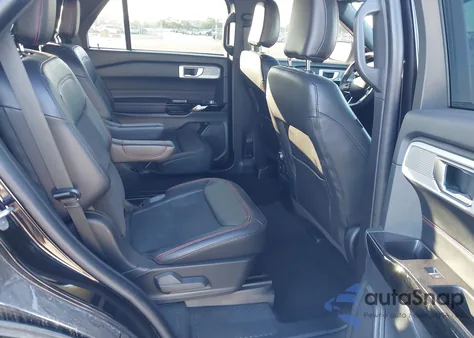 2022 Ford Explorer St-Line z USA, uszkodzony, nr VIN 1FMSK7KH4NGC33663